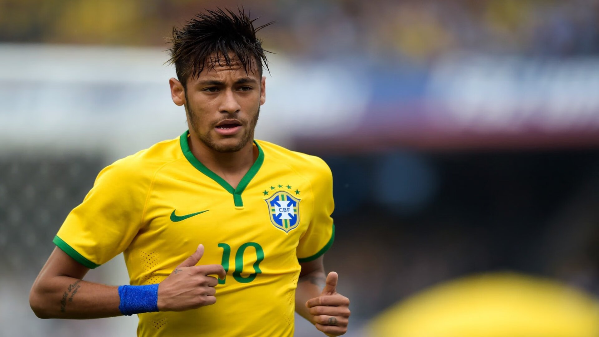 维尔·冯·威克：南非队进攻端的核心力量，始终威胁着对方防线，南非韦尔科姆